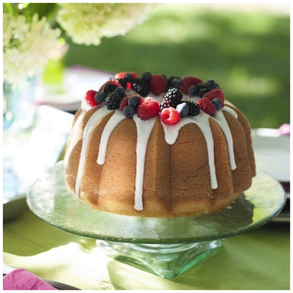 Nordic Ware Anniversary Bundt Pan-2