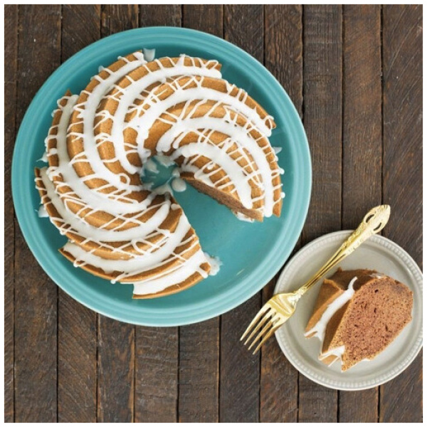 Nordic Ware Heritage Bundt Pan-4