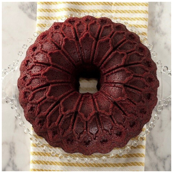 Nordic Ware Stained Glass-Bundt-Pan-9-Cup1